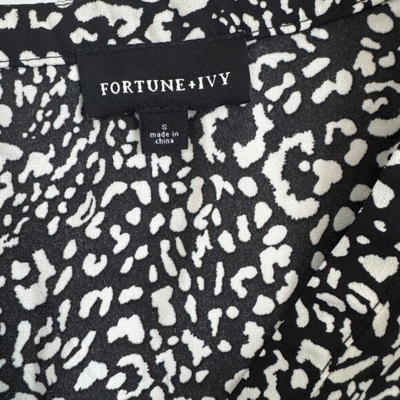 Fortune+Ivy Women Leopard Print Long Sleeve Button-Up Blouse Size S - Picture 3 of 8